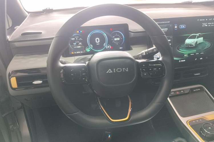 Used AION Y 2022 70 Intelligent Edition Lithium Iron Phosphate Steering Wheel