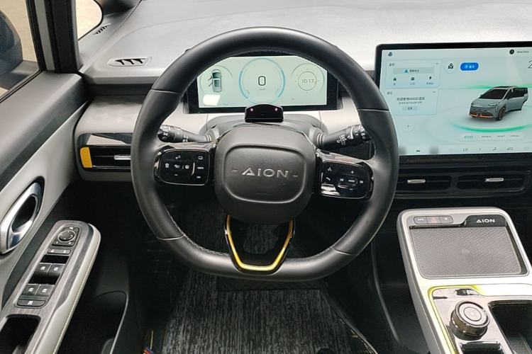 Used AION Y 2022 70 Tech Edition Lithium Iron Phosphate Steering Wheel