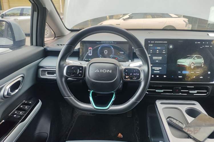 Used AION Y 2022 Plus 70 Smart Edition Steering Wheel