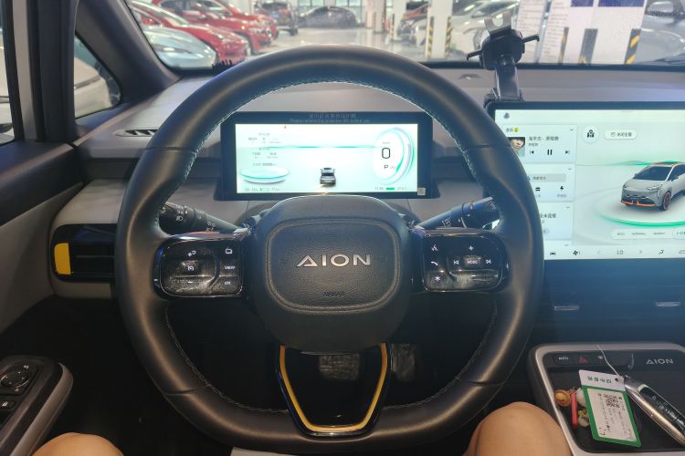 Used AION Y 2022 70 Intelligent Edition Lithium Iron Phosphate Steering Wheel