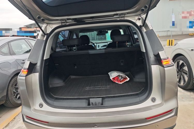 Used AION Y 2022 Plus 70 Smart Edition Trunk