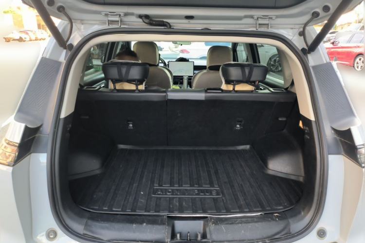 Used AION Y 2022 Plus 70 Smart Edition Trunk