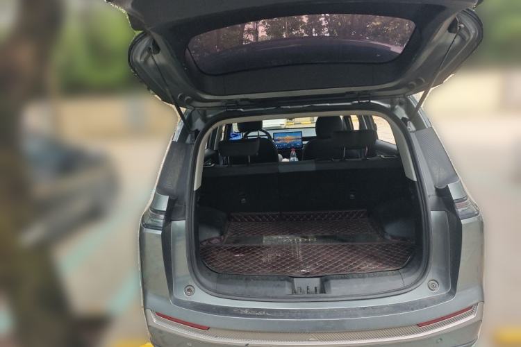 Used AION Y 2022 Plus 70 Enjoy Edition Trunk
