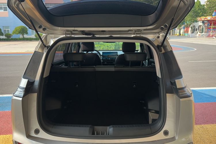 Used AION Y 2022 Plus 70 Smart Edition Trunk