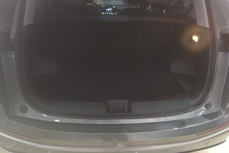 Used AION Y 2022 Plus 70 Smart Edition Trunk