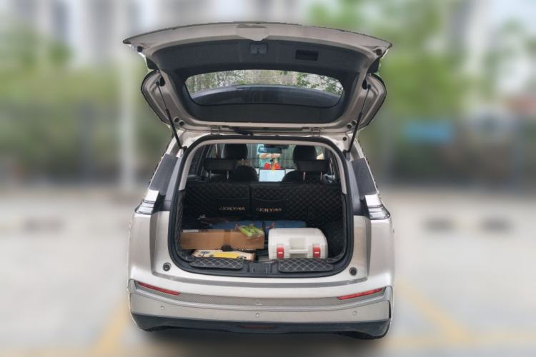 Used AION Y 2022 Plus 70 Smart Edition Trunk