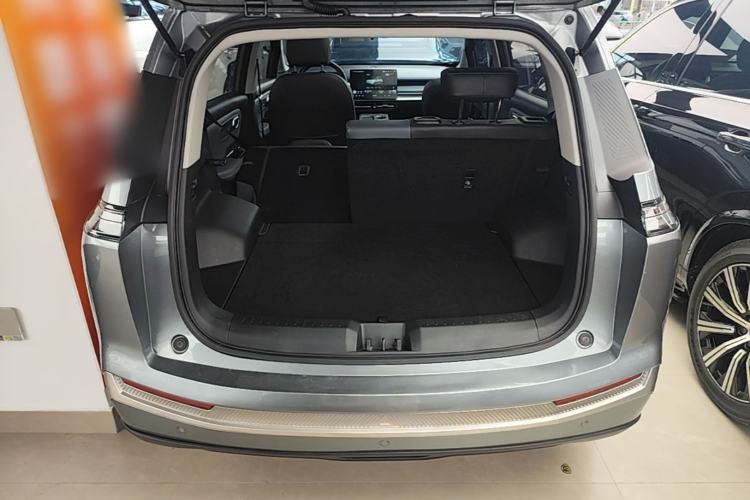 Used AION Y 2022 Plus 70 Smart Edition Trunk