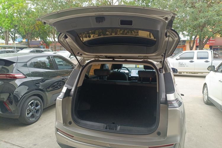 Used AION Y 2022 Plus 70 Smart Edition Trunk