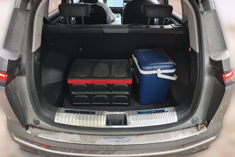 Used AION Y 2022 Plus 70 Smart Edition Trunk