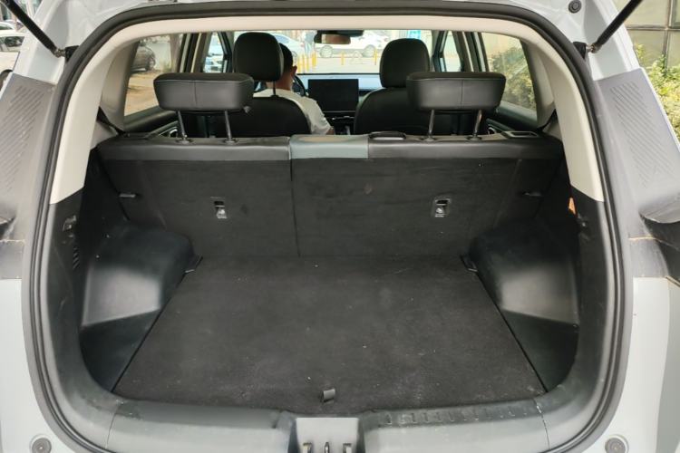 Used AION Y 2022 Plus 70 Smart Edition Trunk
