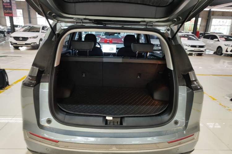 Used AION Y 2022 Plus 70 Enjoy Edition Trunk
