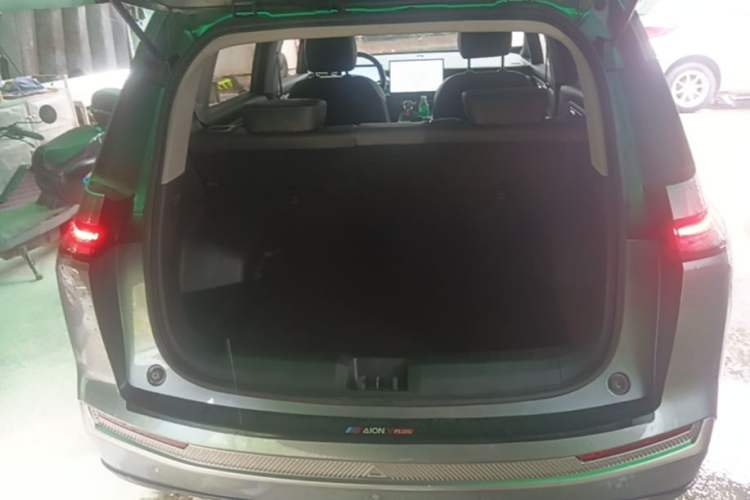 Used AION Y 2022 Plus 70 Smart Edition Trunk