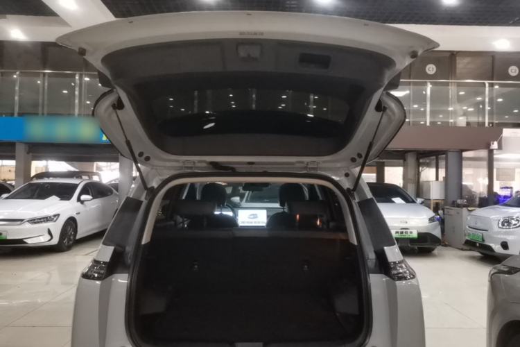 Used AION Y 2022 Plus 70 Smart Edition Trunk