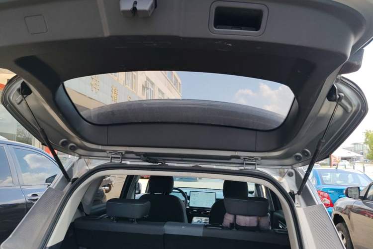 Used AION Y 2022 Plus 80 Enjoy Edition Trunk