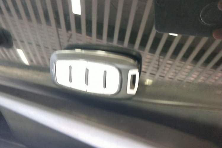 Used AION Y 2022 Plus 70 Tech Edition Vehicle Key