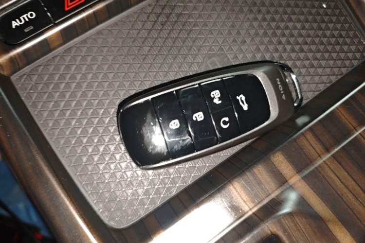 Used AION Y 2022 70 Intelligent Edition Lithium Iron Phosphate Vehicle Key