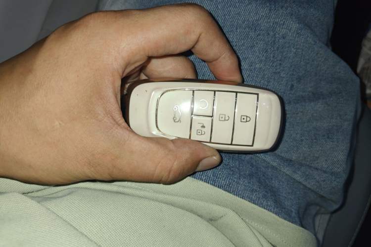 Used AION Y 2022 Plus 70 Smart Edition Vehicle Key