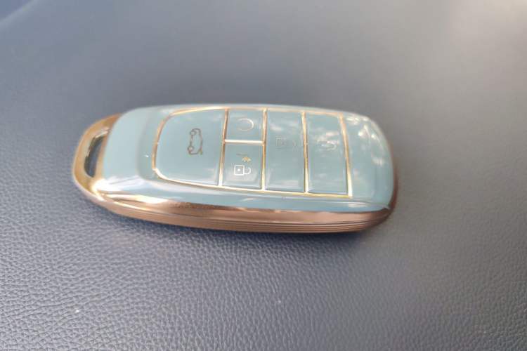 Used AION Y 2022 70 Enjoyment Edition Lithium Iron Phosphate Vehicle Key