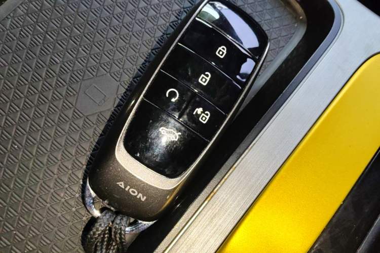 Used AION Y 2022 70 Intelligent Edition Lithium Iron Phosphate Vehicle Key