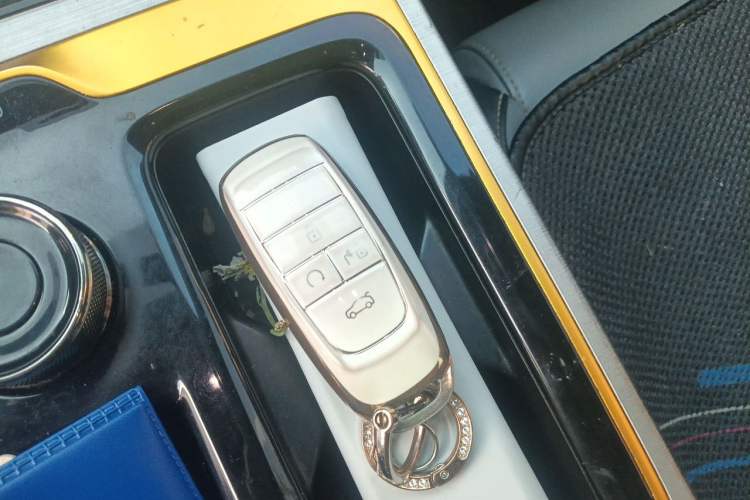 Used AION Y 2022 70 Intelligent Edition Lithium Iron Phosphate Vehicle Key