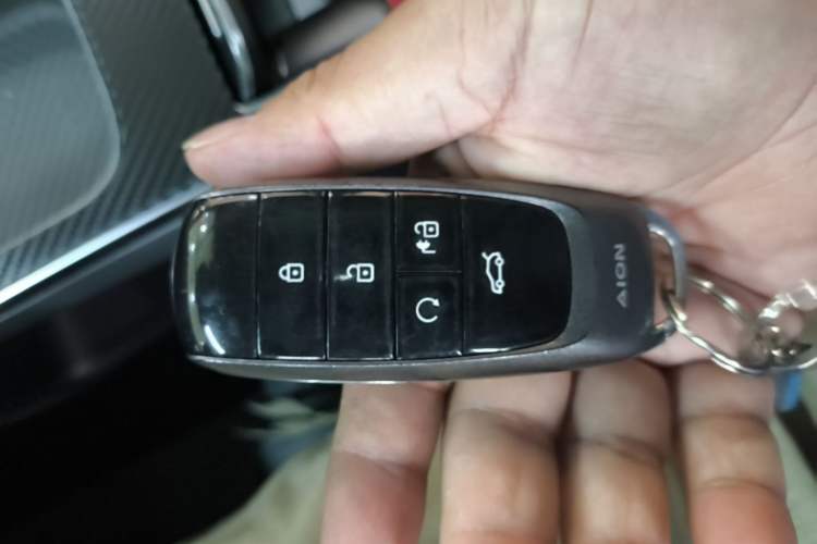 Used AION Y 2022 Plus 70 Smart Edition Vehicle Key