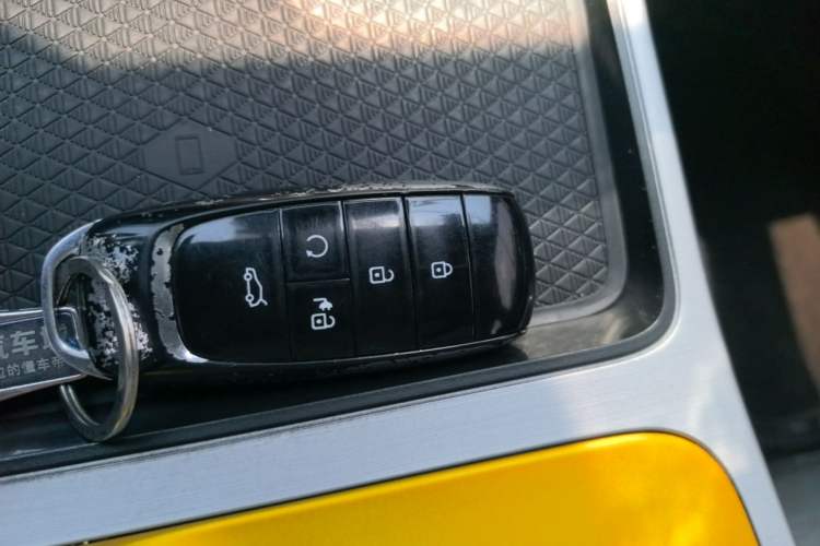 Used AION Y 2022 70 Intelligent Driving Version Lithium Iron Phosphate Vehicle Key