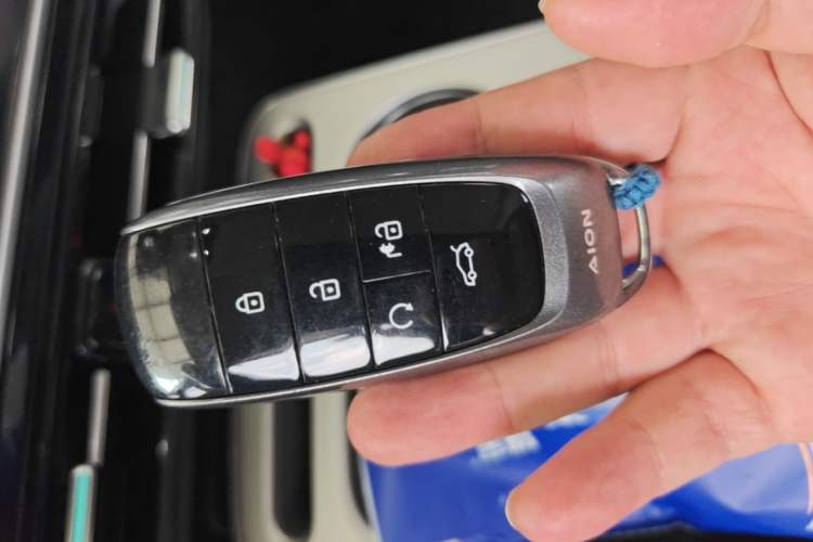 Used AION Y 2022 Plus 70 Smart Edition Vehicle Key