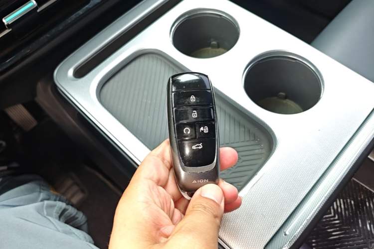 Used AION Y 2022 Plus 70 Smart Edition Vehicle Key