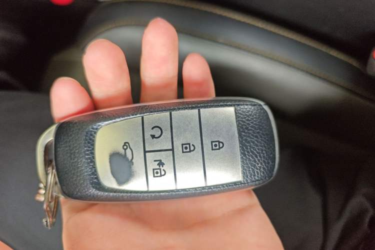 Used AION Y 2022 70 Enjoyment Edition Lithium Iron Phosphate Vehicle Key
