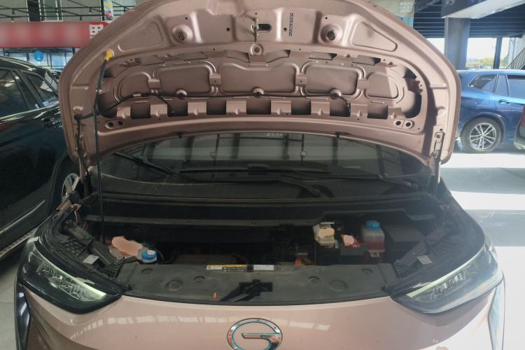 Used AION Y 2022 70 Tech Edition Lithium Iron Phosphate Engine Bay