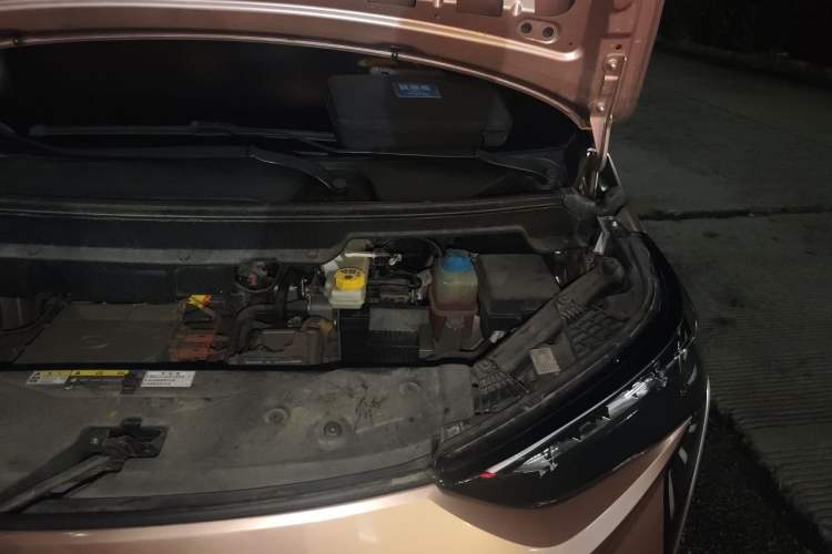 Used AION Y 2022 70 Enjoyment Edition Lithium Iron Phosphate Engine Bay Left