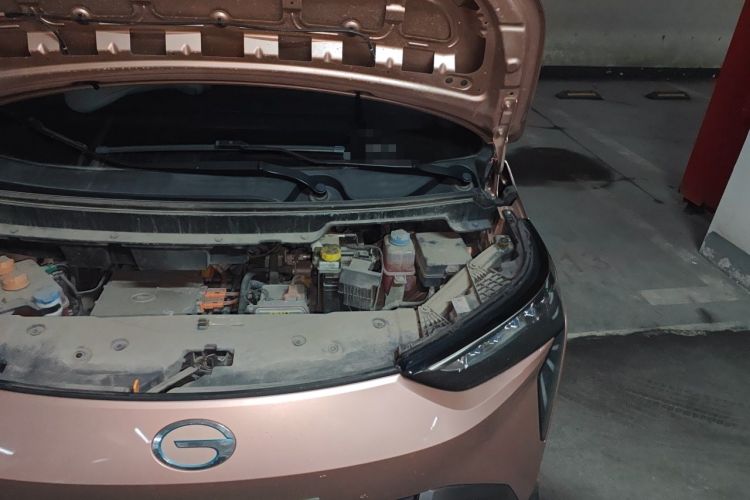 Used AION Y 2022 70 Intelligent Edition Lithium Iron Phosphate Engine Bay Left
