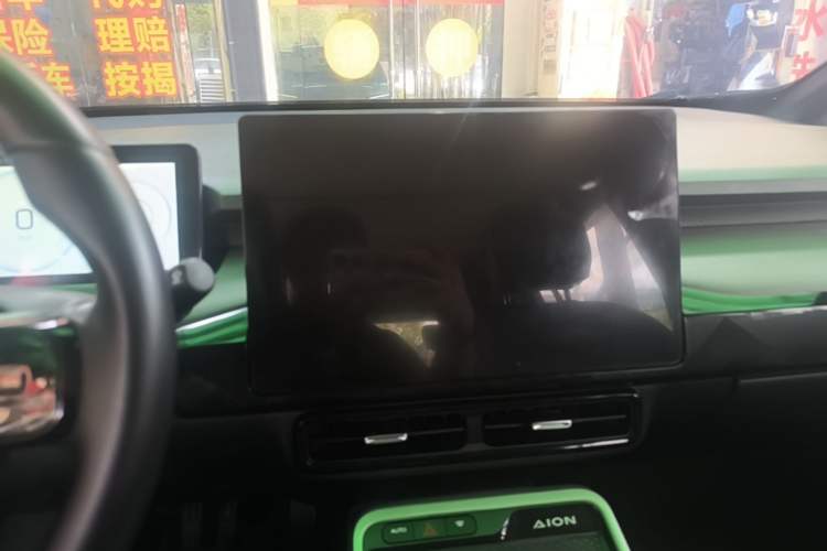 Used AION Y 2022 70 Intelligent Edition Ternary Lithium Audio And AC Panel