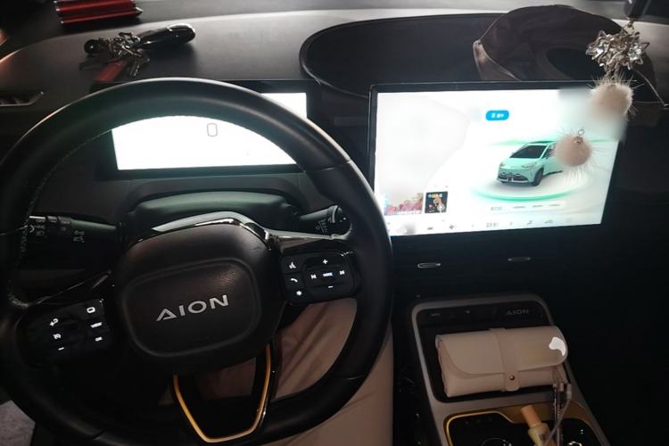 Used AION Y 2022 70 Intelligent Edition Lithium Iron Phosphate Center Console