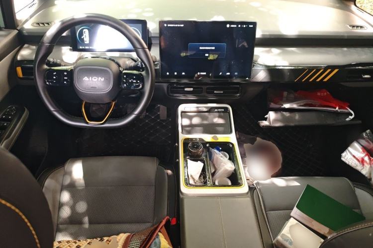 Used AION Y 2022 70 Intelligent Edition Lithium Iron Phosphate Center Console