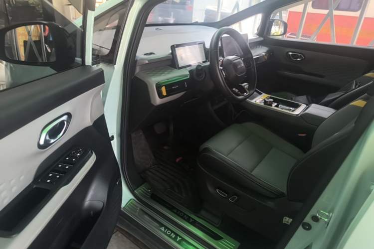 Used AION Y 2022 70 Intelligent Edition Ternary Lithium Driver Seat
