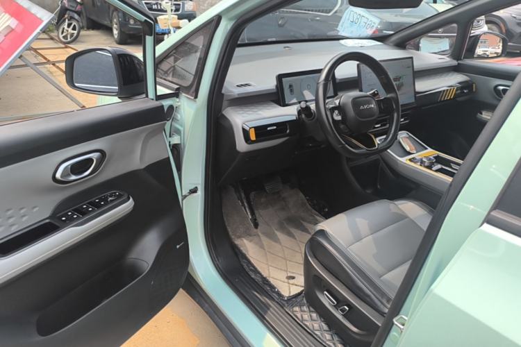 Used AION Y 2022 70 Intelligent Edition Lithium Iron Phosphate Driver Seat
