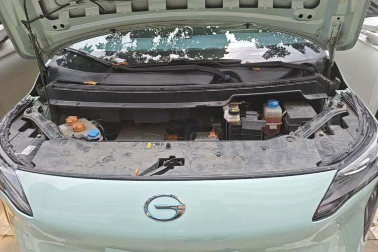 Used AION Y 2022 Plus 70 Smart Edition Engine Bay