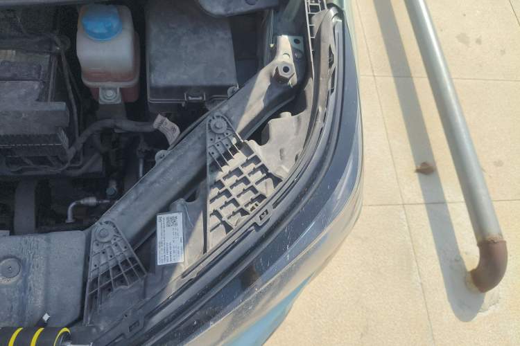 Used AION Y 2022 Plus 70 Smart Edition Engine Bay Left