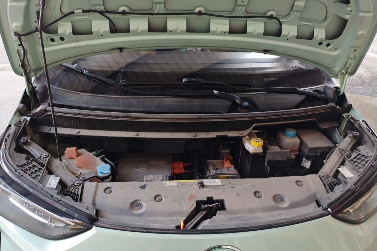 Used AION Y 2022 70 Intelligent Edition Lithium Iron Phosphate Engine Bay