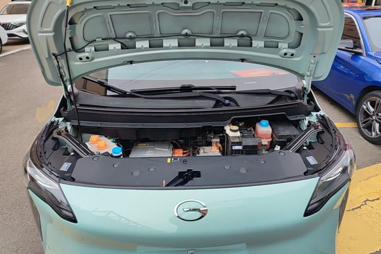 Used AION Y 2022 Plus 80 Intelligent Driving Edition Engine Bay