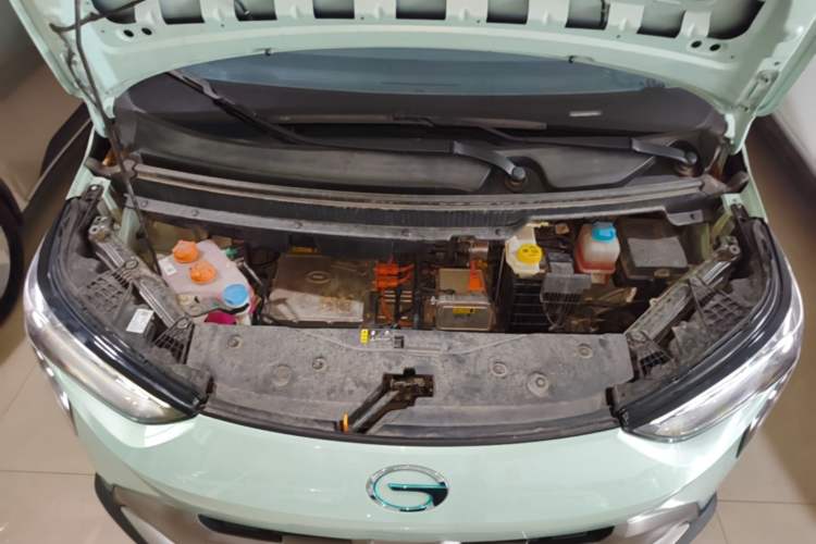 Used AION Y 2022 70 Intelligent Edition Lithium Iron Phosphate Engine Bay