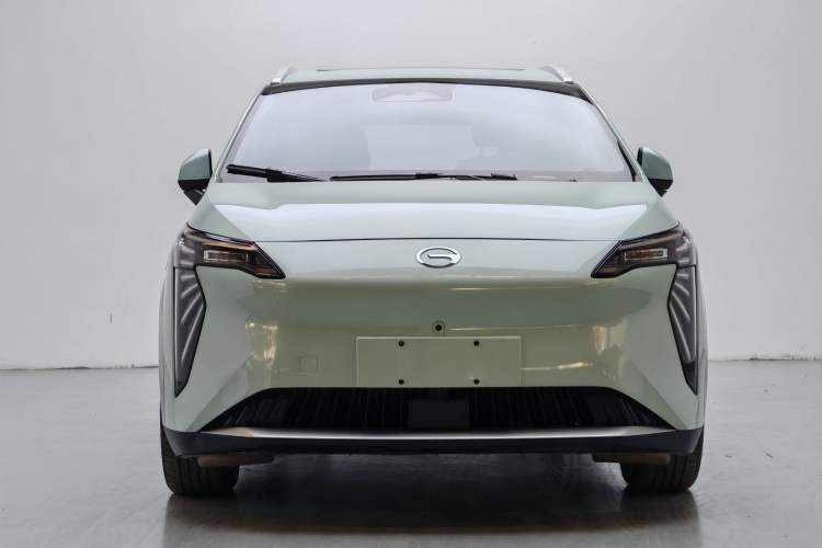 Used AION Y 2022 Plus 70 Smart Edition Exterior 1