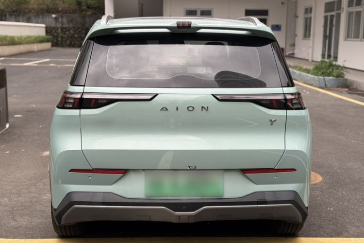 Used AION Y 2022 70 Intelligent Edition Lithium Iron Phosphate Exterior 2