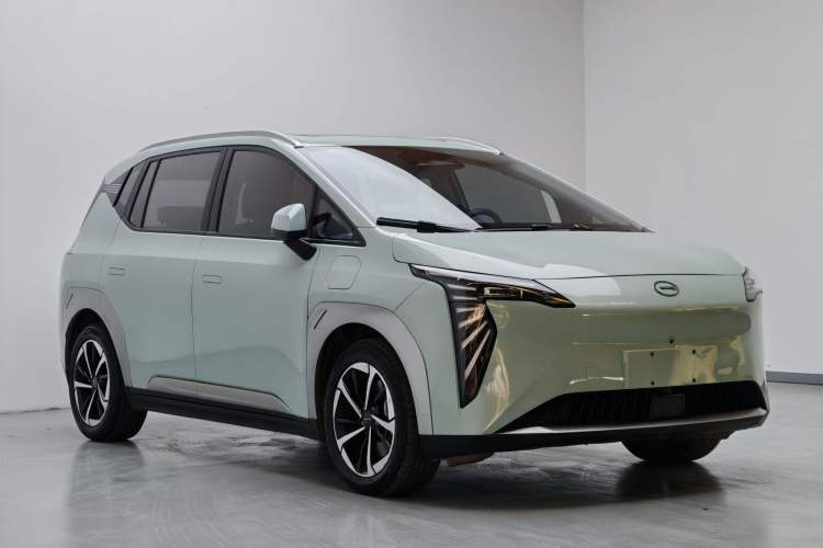 Used AION Y 2022 Plus 70 Smart Edition Exterior 2