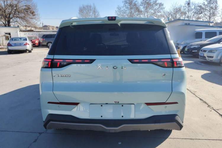 Used AION Y 2022 70 Intelligent Edition Lithium Iron Phosphate Exterior 4