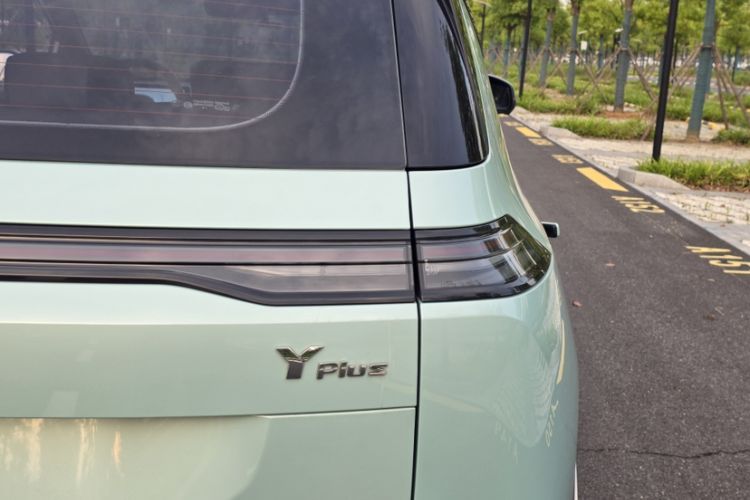 Used AION Y 2022 Plus 70 Tech Edition Exterior 7