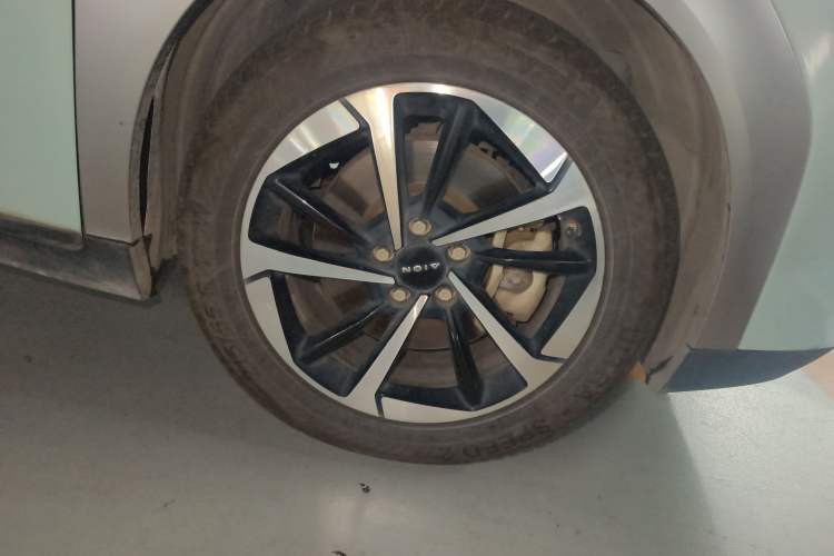 Used AION Y 2022 Plus 70 Smart Edition Exterior 7