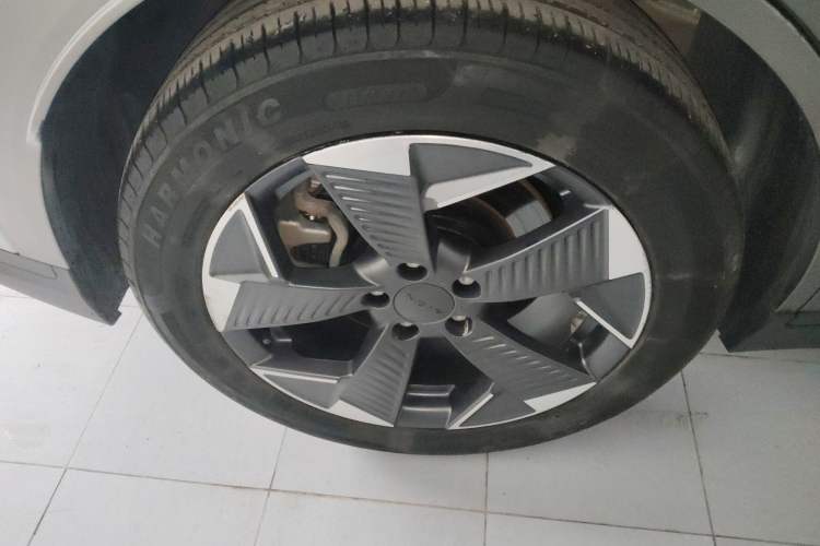 Used AION Y 2022 70 Intelligent Edition Lithium Iron Phosphate Exterior 8