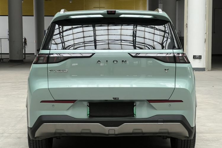 Used AION Y 2022 70 Intelligent Edition Lithium Iron Phosphate Exterior 9